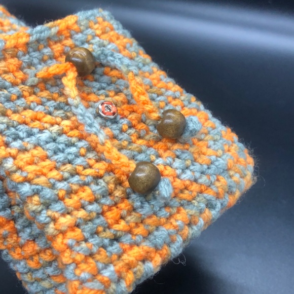 Handmade Crochet Mini Bag Keychain –Orange & Grey Key Ring w/Heart Button Tassel - Picture 9 of 11